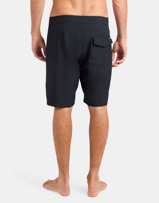 RVCA - Mens Va Trunk Solid 19