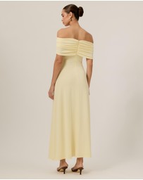 Tussah - Mia Jersey Midi Dress