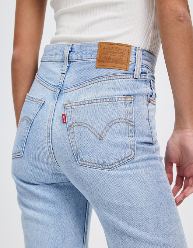 Levi's - Ribcage Straight Ankle Jeans