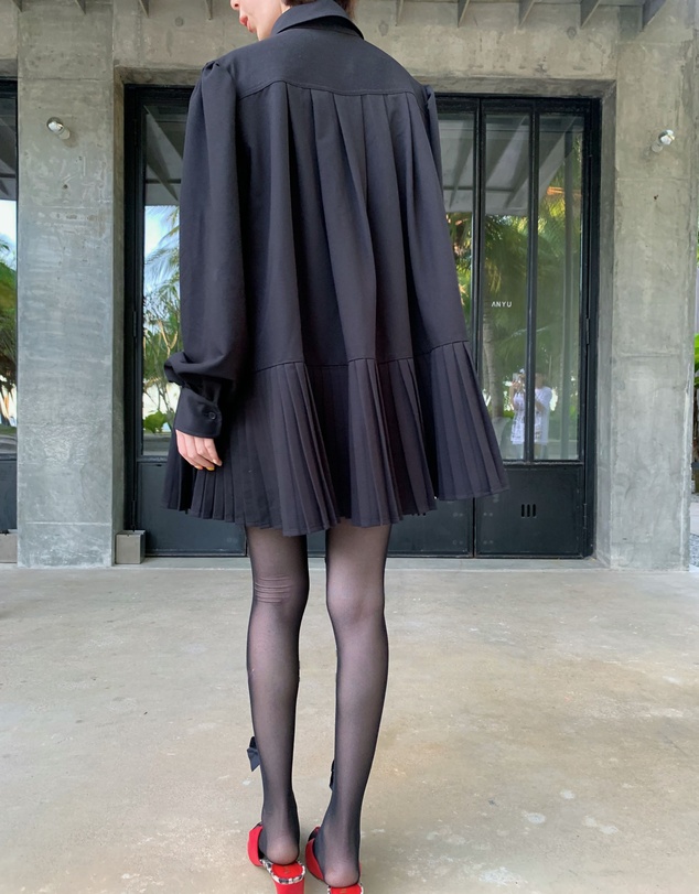 Glamorous - Long sleeves pleated mini dress
