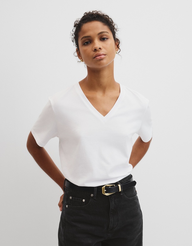 Country Road - Australian Cotton V-neck Neck T-shirt