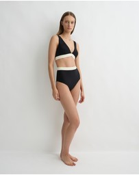 BONDI BORN - Lya Bikini Top