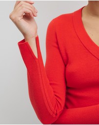 Country Road - Wool Silk V-neck Neck