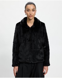 Lindsay Nicholas New York - Short Faux Fur Coat
