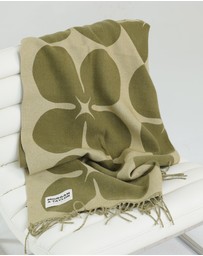 Morgan & Taylor - Ginger Throw Blanket in Green