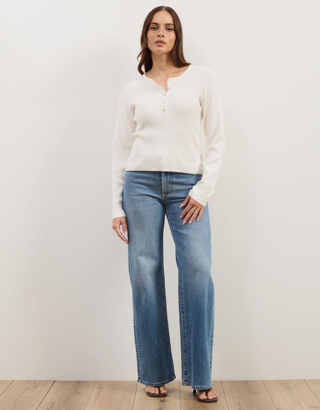 Atmos&Here - Lina Long Sleeve Knit Top