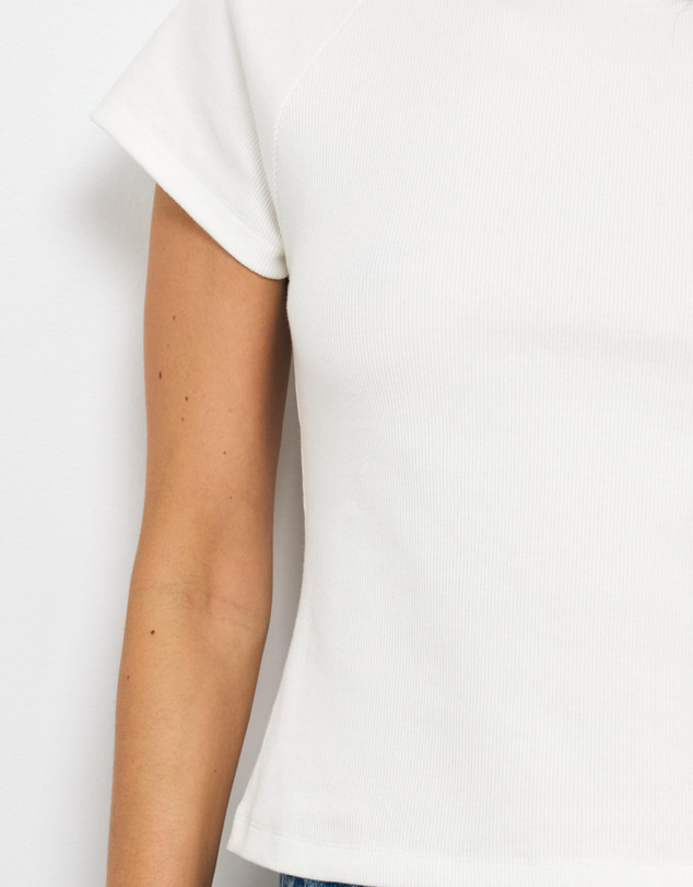 AERE - Raglan Sleeve Baby Tee