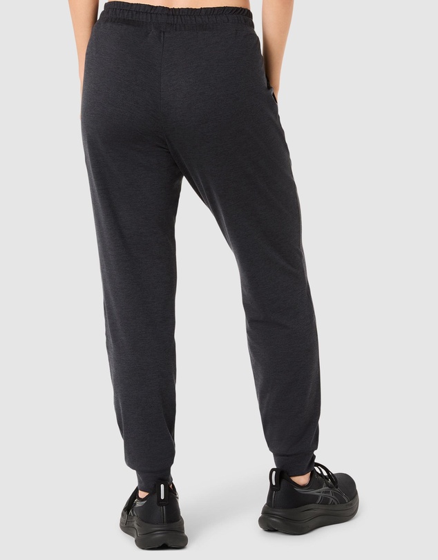 ASICS - Refined Texture Jogger Pant - Women's