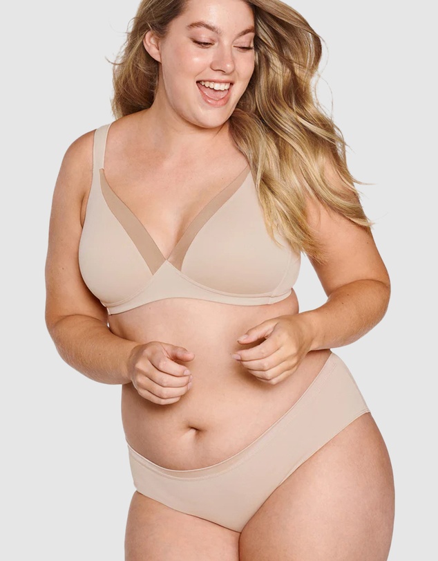 Naturana - The Wednesday Wireless T-Shirt Bra with Padded Straps