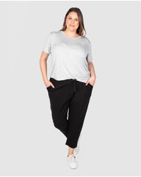 Love Your Wardrobe - Isla Knit Ponte Crop Pants