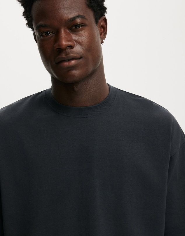 Cotton On - Cropped Fit T-Shirt