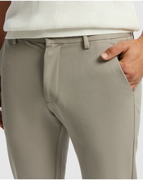 yd. - Energy Hyper Stretch Chino
