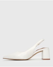 Betts - Wider Fit Kendra Leather Pointed Toe Slingback Pumps