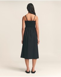 ST MRLO - Lexie Midi Dress