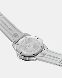 Luminox - Luminox Pacific Diver Ripple Diver Watch