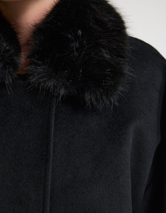 Oxford - Freja Detatch Faux Fur Trim Jacket