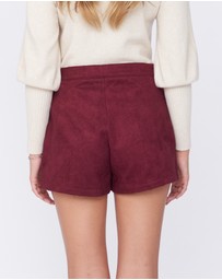 Amelius - Vanessa Suede Short