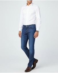 Henry Bucks - McKinnon & Co X Gardeur Sandro Business Jeans