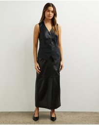 Minima Esenciales - Nyxon Leather Look Waistcoat