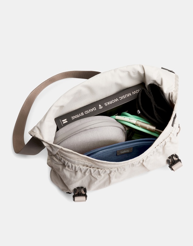 Bellroy - Cinch Messenger Bag