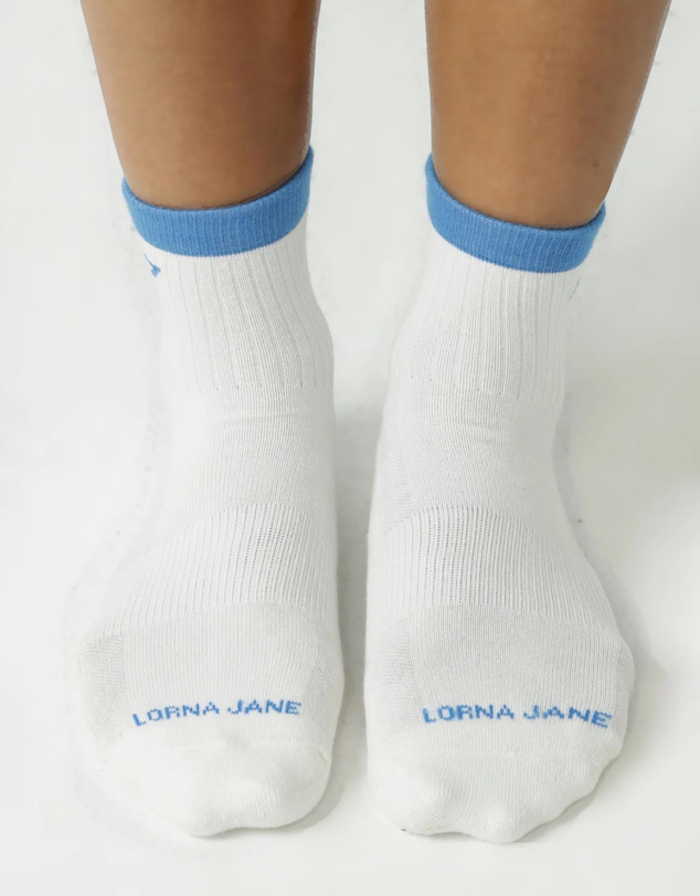 Lorna Jane - Sporty Stripe Quarter Crew Socks