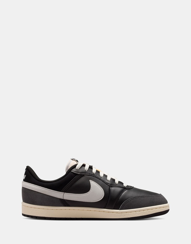 Nike - Air Jordan Skyline Low LE - Men's
