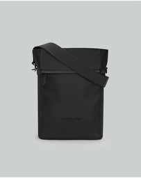 Gaston Luga - Tate - 2-in-1 Waterproof Backpack Shoulder 11L Tote Cary Bag
