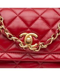 Pre-Loved by Azura Reborn - Pre-Loved chanel Quilted Flap Bag with Chain Detail and Shoulder Strap