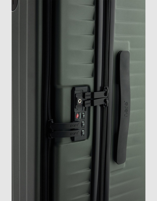 Nere - Venture Dual Open 56cm Suitcase