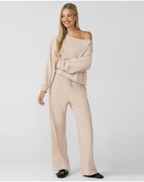 Lorna Jane - Cloud Soft Relaxed Fit Long Sleeve Top
