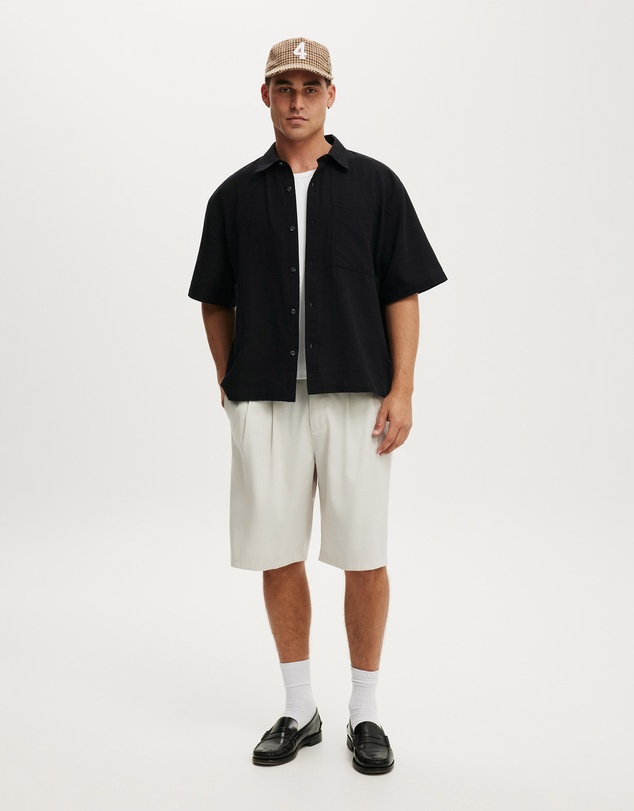 Cotton On - Boxy Fit Short Sleeve Shirt