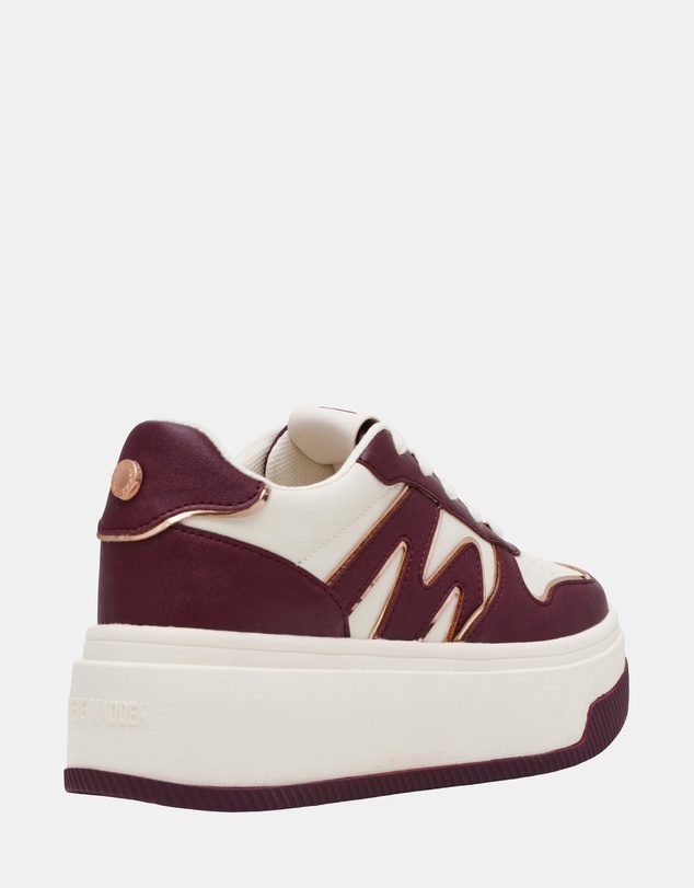 Steve Madden - Dynamo White Cherry Lacq Sneakers