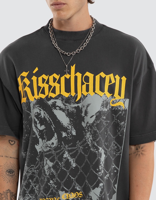 Kiss Chacey - Crushing Street Tee