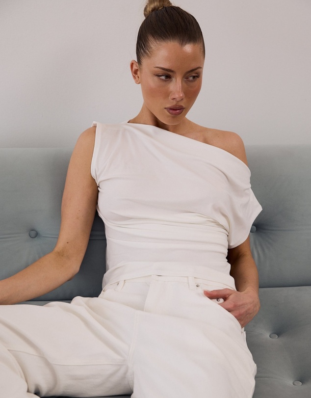 Style Addict - Rina Drape Top