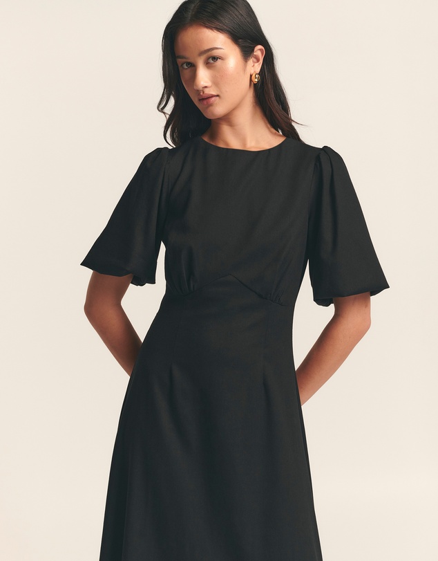 ST MRLO - Kalinda Midi Dress