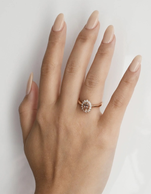 Von Treskow - 9ct Gold Park Avenue Morganite Ring