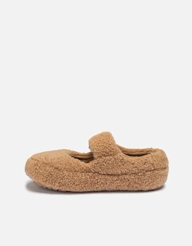 Ozwear Connection Uggs - UGG Shearling Mary Jane