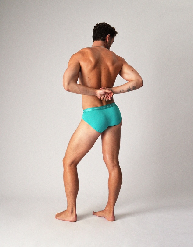 TEAMM8 - Icon Brief