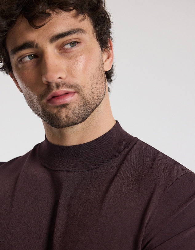 Calibre - Slim Tech Knit T-shirt Bourbon