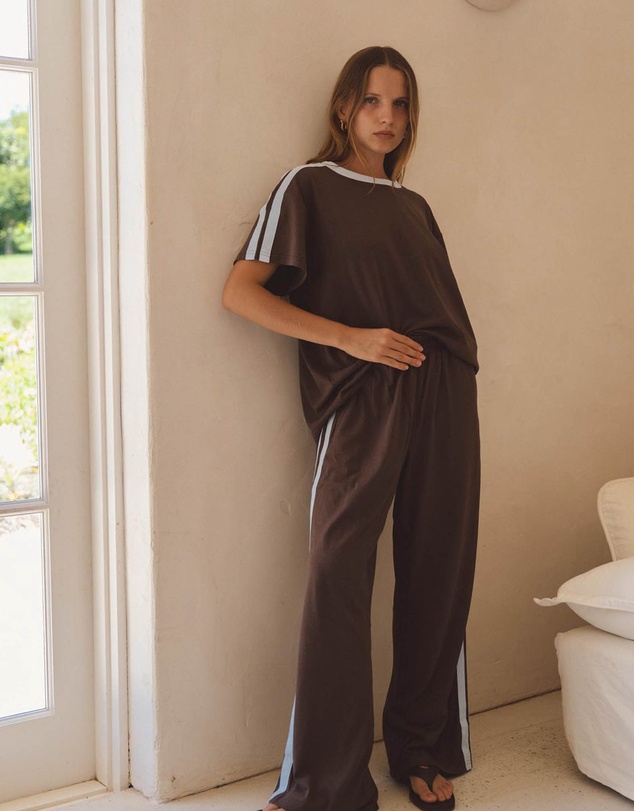 Walnut Melbourne - Spain Tee