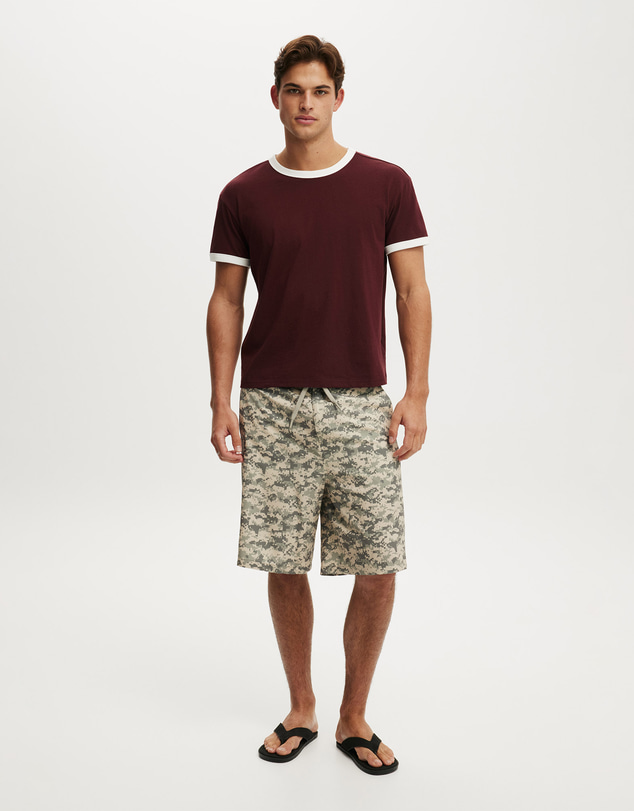 Cotton On - Super Baggy Boardshort
