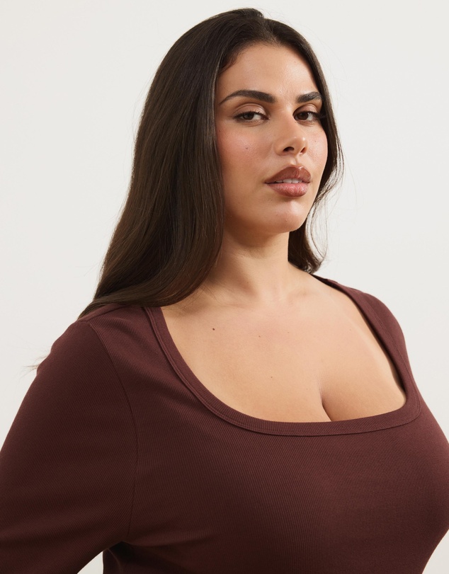 Atmos&Here Curvy - Organic Cotton Rib Scoop Neck Top