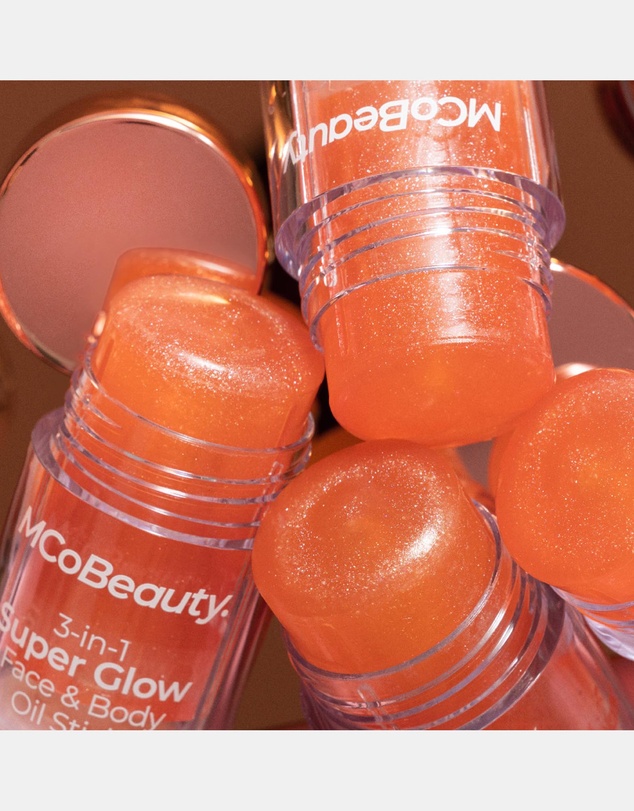 MCoBeauty - 3-In-1 Super Glow Face & Body Oil Stick