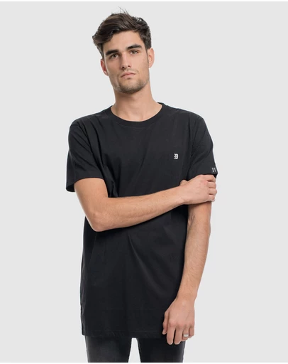 DVNT - Classic Embroidery Tee