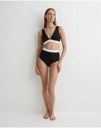 BONDI BORN - Lya Bikini Top