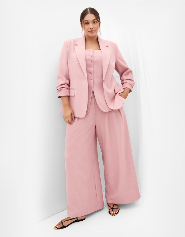 City Chic - Plus size Imogen Gather Sleeve Blazer - baby pink