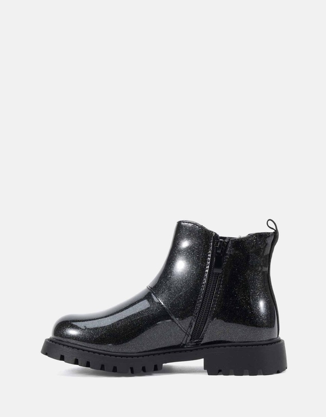 Clarks - COSMOS Black