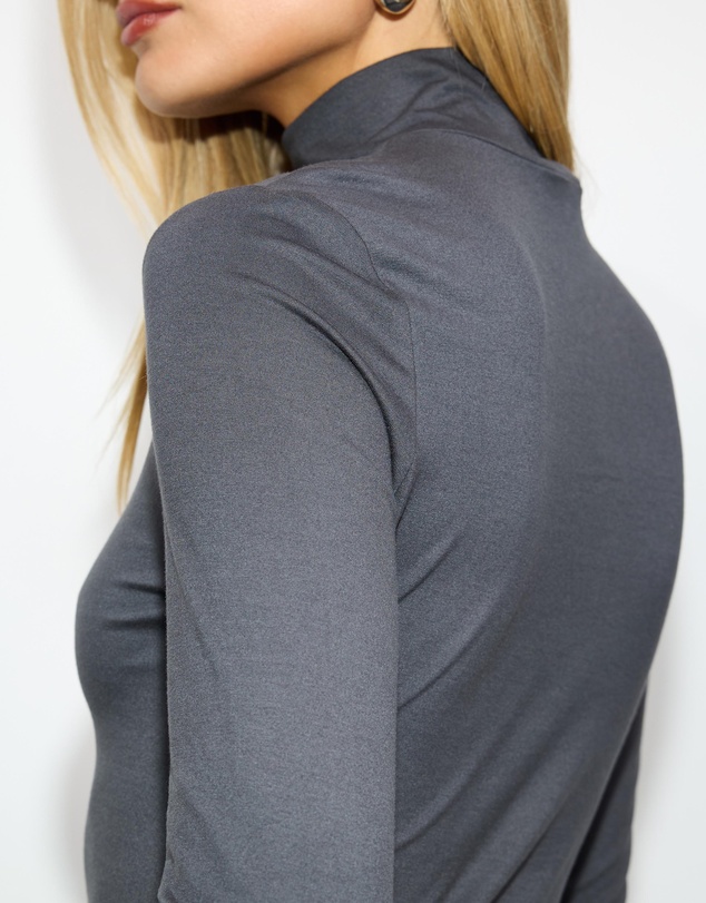 Dazie - Lila Turtleneck Jersey Top