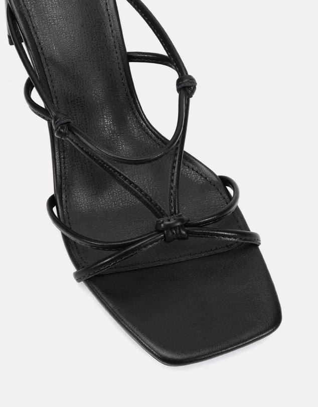 Novo - Macie Heels
