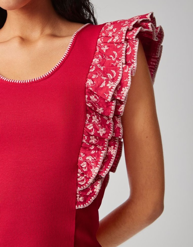 NEXT - Flutter Sleeveless Vest